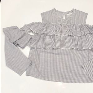Off shoulder ruffled blouse